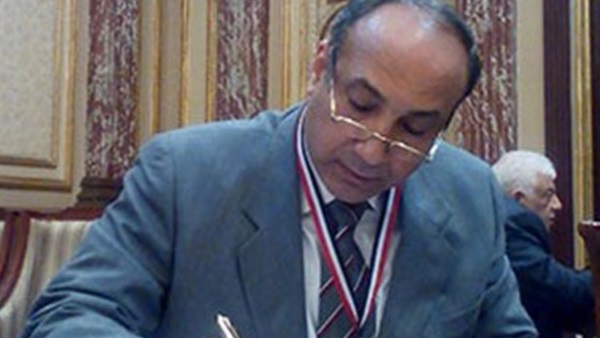 بالفيديو.. نائب برلماني: «السيسي» بس اللي حاسس بالمواطنين بالفيديو.. نائب برلماني: «السيسي» بس اللي حاسس بالمواطنين