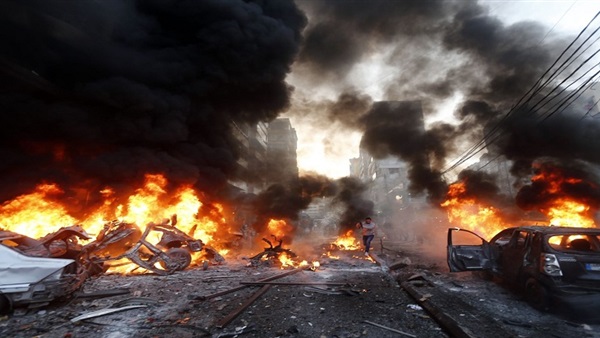 مقتل شخص وإصابة 18 في تفجير مصلحة الضرائب بباكستان مقتل شخص وإصابة 18 في تفجير مصلحة الضرائب بباكستان