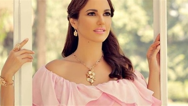 تأجيل «الباب يفوت أمل» لموسم الصيف تأجيل «الباب يفوت أمل» لموسم الصيف