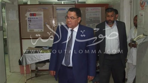 بالصور.. وكيل صحة الشرقية يتفقد مستشفي الصدر بالزقازيق بالصور.. وكيل صحة الشرقية يتفقد مستشفي الصدر بالزقازيق