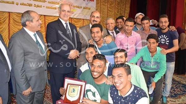 جامعة الفيوم تنظم حفل ختام الإنشطة الطلابية 