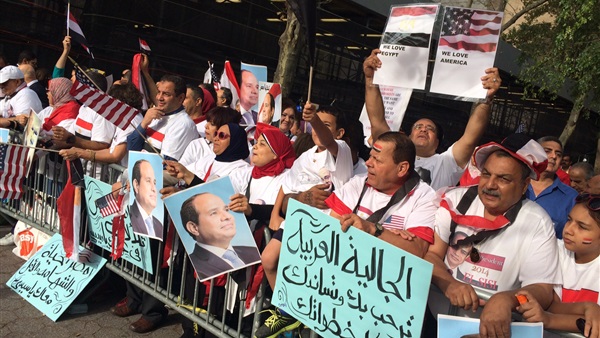 بالفيديو..المصريون بنيويورك للسيسي «إحنا معاك ضد الإرهاب» بالفيديو..المصريون بنيويورك للسيسي «إحنا معاك ضد الإرهاب»