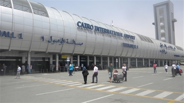 انتظام حركة الملاحة الجوية بمطار القاهرة