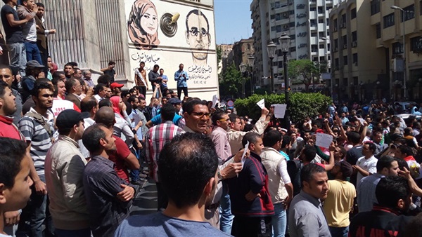 بالأسماء.. الموقعون على البيان التأسيسى لحملة «مصر مش للبيع» بالأسماء.. الموقعون على البيان التأسيسى لحملة «مصر مش للبيع»