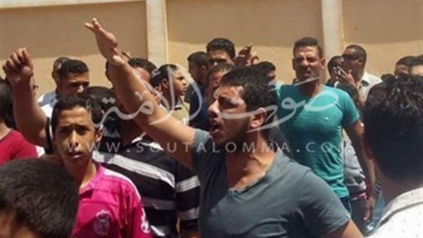 بالصور.. مقتل مسلمة على يد مسيحي يشعل نار الفتنة بالشرقية بالصور.. مقتل مسلمة على يد مسيحي يشعل نار الفتنة بالشرقية