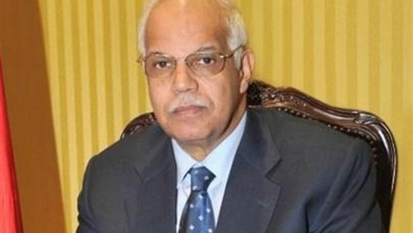 وزير النقل يتفقد عدداً من طرق كفرالشيخ والغربية وزير النقل يتفقد عدداً من طرق كفرالشيخ والغربية