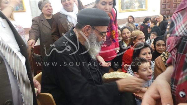 بالصور.. أقباط كفر الشيخ يحتفلون بـ«أحد السعف»  