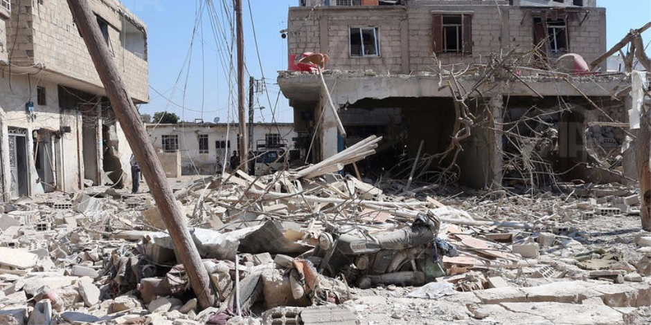 مقتل 12 سوريا في قصف للتحالف الدولى بريف دير الزور