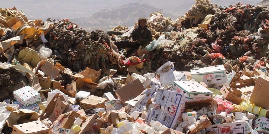 القاهرة يعلن تخصيص سيارات لشراء القمامة بمصر الجديدة