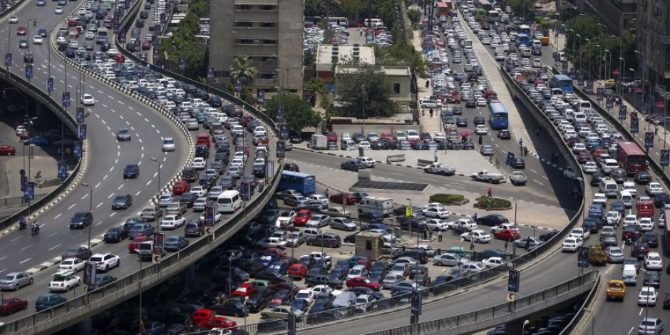 النشرة المرورية النهاردة.. خلي بالك من زحمة أكتوبر والمحور