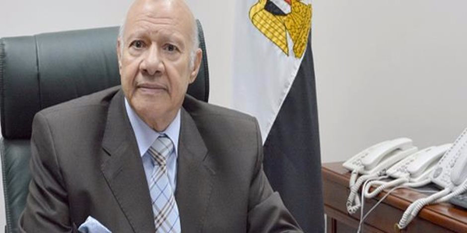 إحالة مسئولة «محلية نجع حمادي» إلى «التأديبية» لتقاعسها عن العمل إحالة مسئولة «محلية نجع حمادي» إلى «التأديبية» لتقاعسها عن العمل
