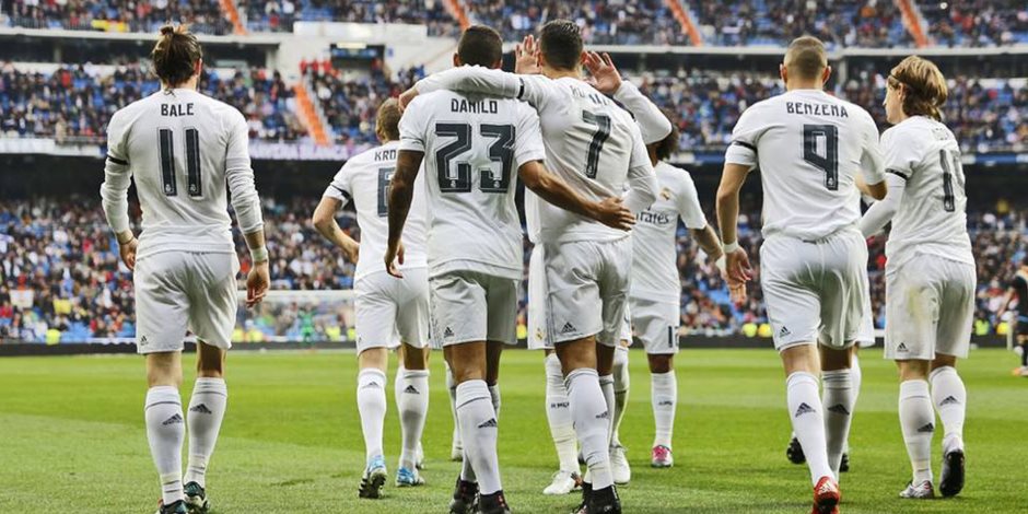 ريال مدريد يهزم خيخون 3-2 وينفرد بصدارة الليجا (فيديو)