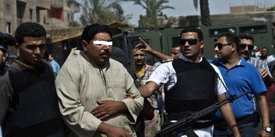 القبض على قيادي جهادي بحوزته أسلحة نارية بالمحلة بالغربية