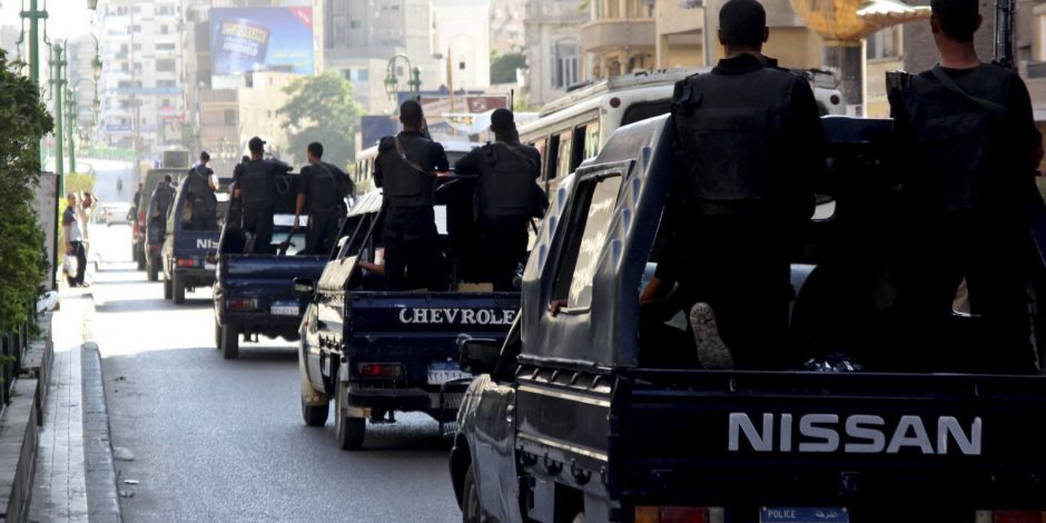 ضبط 47 قطعة سلاح وتنفيذ 5201 حكم قضائي في حملة أمنية بسوهاج
