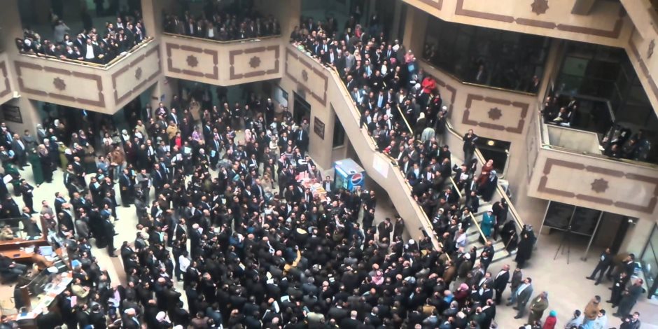 بعد اعتصام المحامين.. مقرر ندوة أحوال المحاماة: على «عاشور» التنحى حفاظًا على تاريخه بعد اعتصام المحامين.. مقرر ندوة أحوال المحاماة: على «عاشور» التنحى حفاظًا على تاريخه