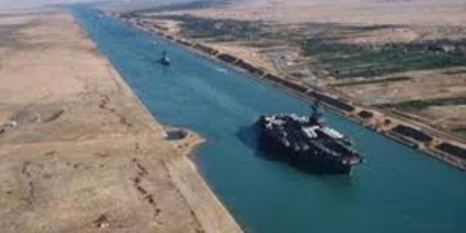 مصدر ملاحي :عبور 18 سفينة رغم سوء الأحوال الجوية بميناء بورسعيد