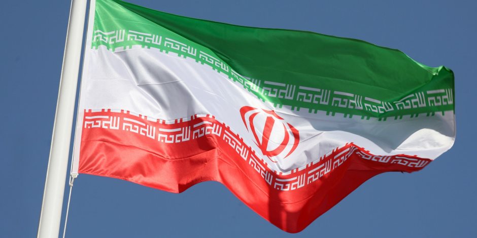 مصادر عسكرية: 12 خبيرًا إيرانيًا يزرعون ألغامًا بحرية في «البحر الأحمر»