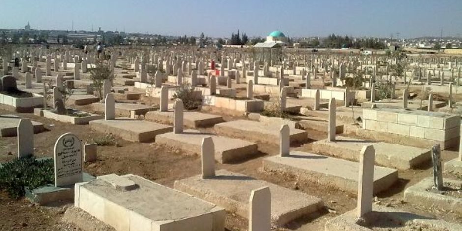 مقابر أبوحماد مرتعا لتجارة المخدرات وسهرات الليل