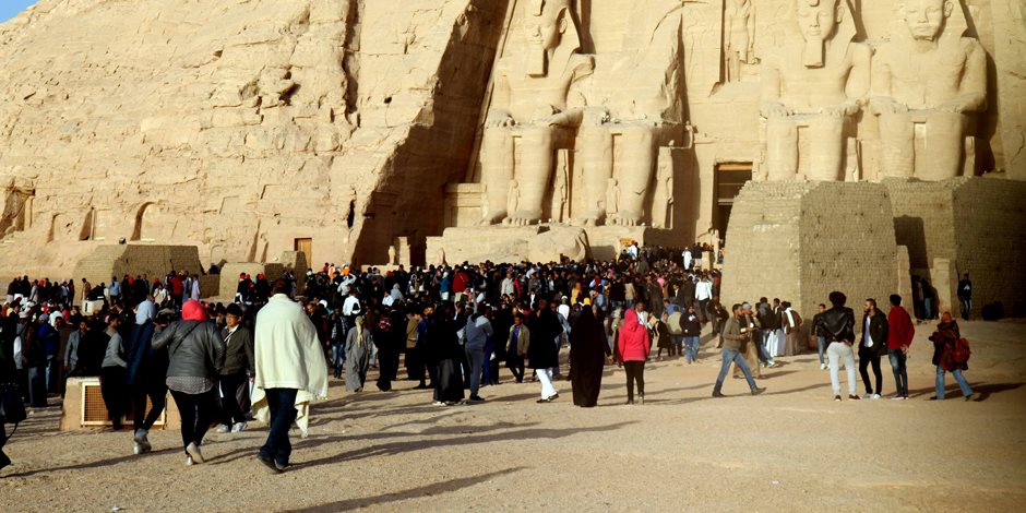 موجود في جيب كل مصري.. هنا معبد أبو سمبل صاحب أضخم قبة صخرية في العالم 