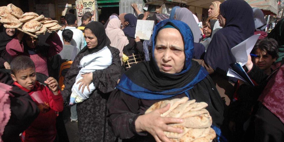 «سيستم التموين» يمنع المواطنين من صرف الخبز والسلع بالمحافظات