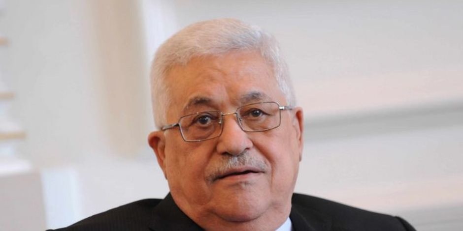 الرئيس الفلسطيني يعلن تجميد الاتصالات مع إسرائيل