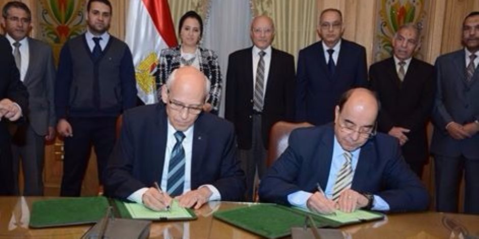 الإنتاج الحربي توقع بروتوكولا لتطوير مجالات الطاقة الكهربائية والأسمدة وتحلية المياه الإنتاج الحربي توقع بروتوكولا لتطوير مجالات الطاقة الكهربائية والأسمدة وتحلية المياه