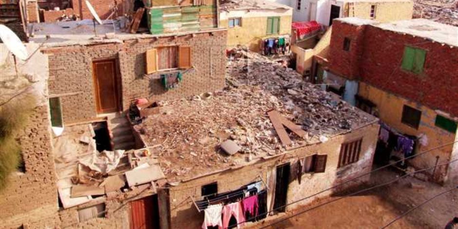 ضواحي بورسعيد يمهل أحقيات تطوير القابوطي 15 يومًا لإزالة منازلهم العشوائية