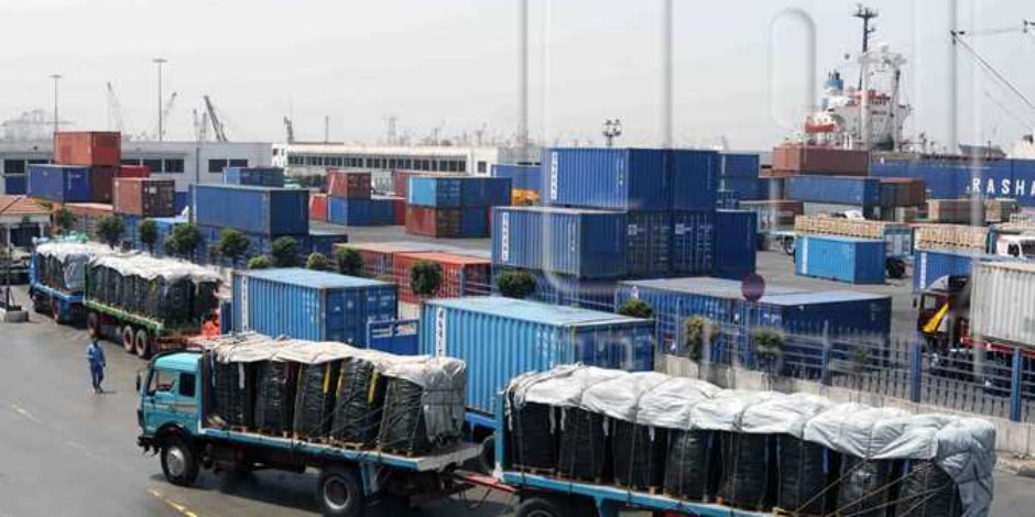 ميناء الزيتيات يستقبل 5 آلاف طن بوتاجاز قادمة من ميناء ينبع السعودي