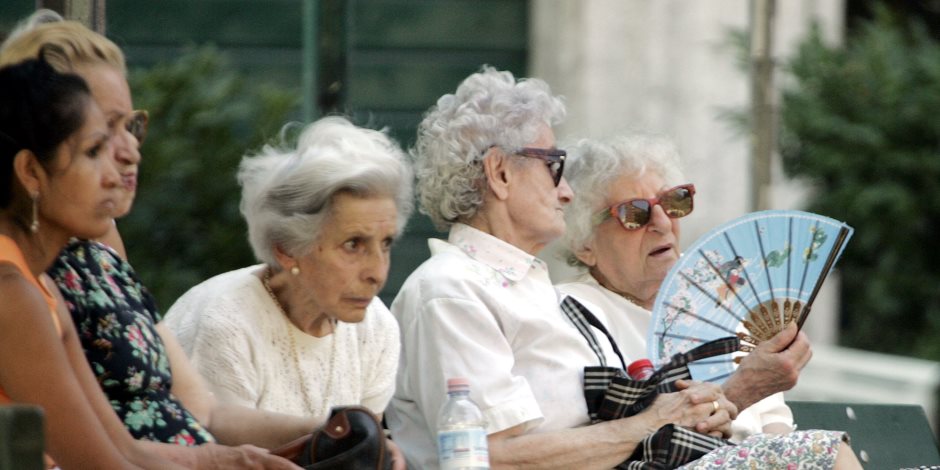 فرنسا الأولى أوروبياً في عدد المسنين .. ست سيدات من بين 100 تخطين ال 110