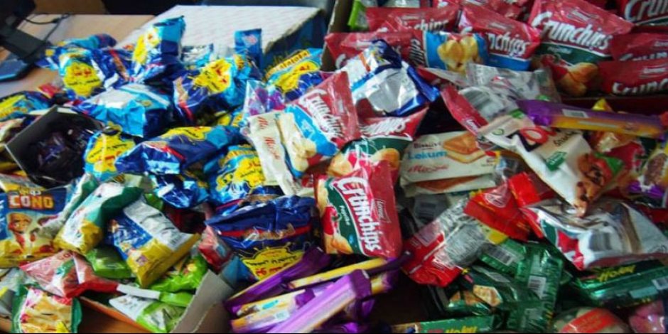 ضبط 60 كيلو حلوى بدون بيانات في مصنع غير مرخص بأسيوط
