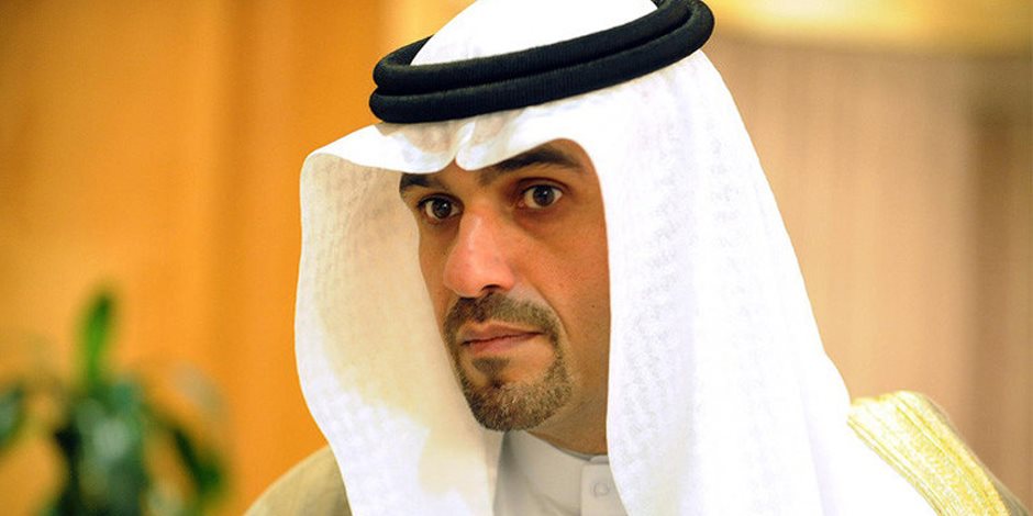 نائب رئیس مجلس الوزراء الكويتى يستعرض مع السفیر المصرى العلاقات بين البلدين