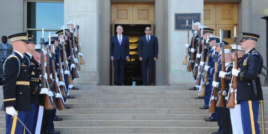 شاهد.. مراسم استقبال السيسي بوزارة الدفاع الأمريكية