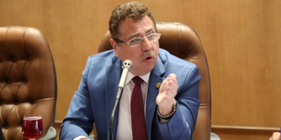 «بدراوي» يقدم مقترحات أمام البرلمان لسد عجز الموازنة بقيمة 620 مليار جنيه