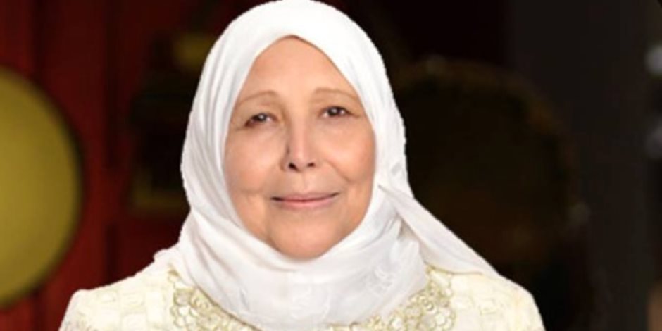 الدكتورة عبلة الكحلاوي تتعرض لأزمة صحية وتطلب من محبيها الدعاء
