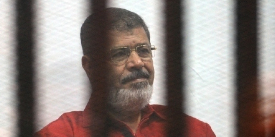 فى قضية "اقتحام السجون".. جنايات القاهرة تستكمل اليوم إعادة محاكمة مرسى 