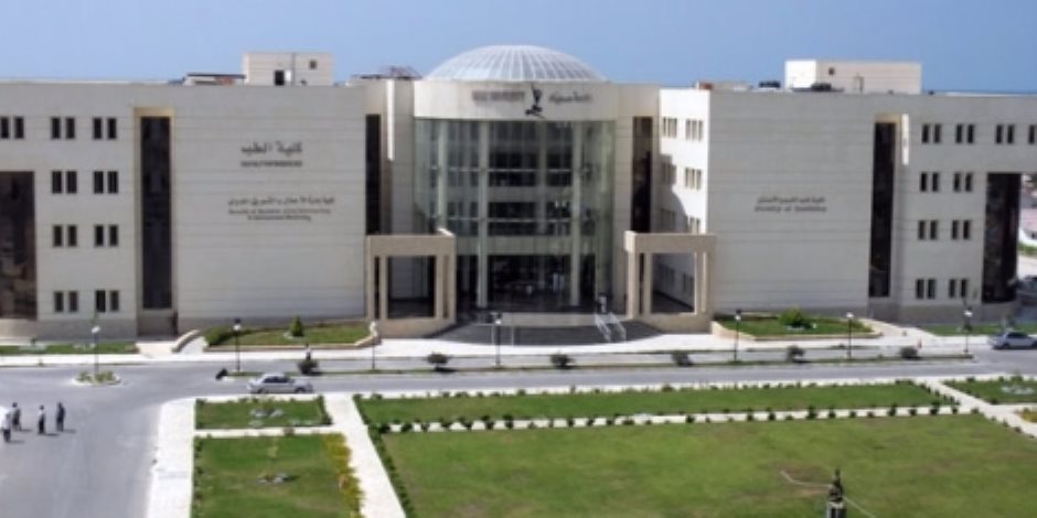 جامعة العريش بشمال سيناء تنظم فاعلية "أمان" للتوعية ضد مرض السرطان 