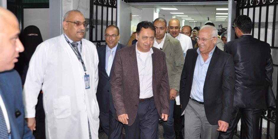وزير الصحة يتفقد مستشفى النساء والولادة ببورسعيد بعد تطويرها بـ 65 مليون جنيه