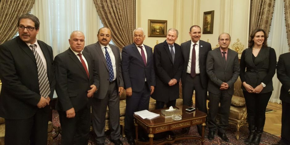 ممثل الأولمبية الدولية يصل القاهرة لمناقشة قانون الرياضة الجديد في البرلمان ممثل الأولمبية الدولية يصل القاهرة لمناقشة قانون الرياضة الجديد في البرلمان