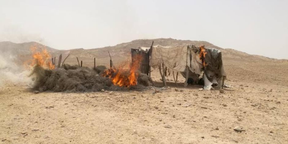 ضبط 12 تكفيريا وتدمير 6 عشش و 4 دراجات نارية في وسط سيناء 