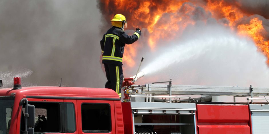 وزارة البترول تعلن السيطرة على حريق خط غاز العين السخنة
