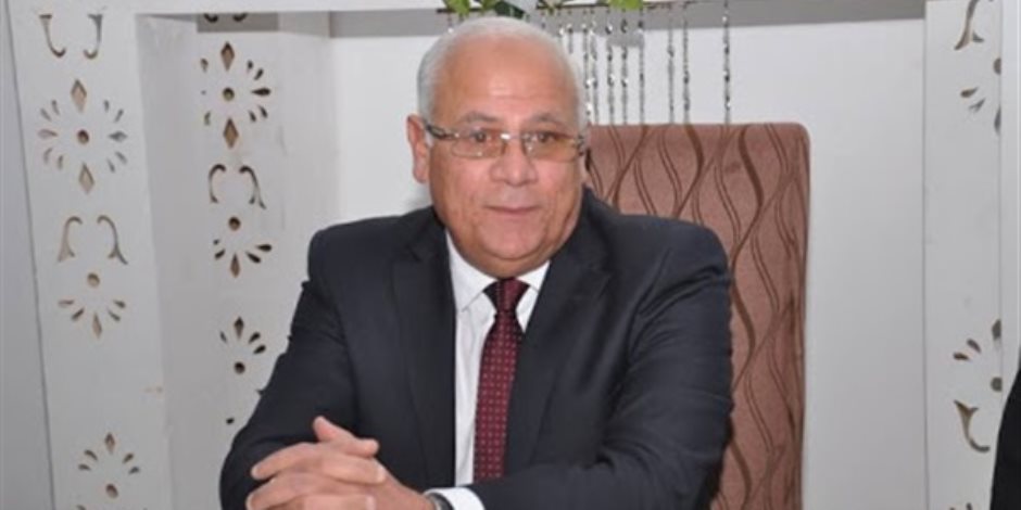 محافظ بورسعيد يتفقد الاستعدادات الأمنية حول الكنائس ويشيد بدور  الأمن