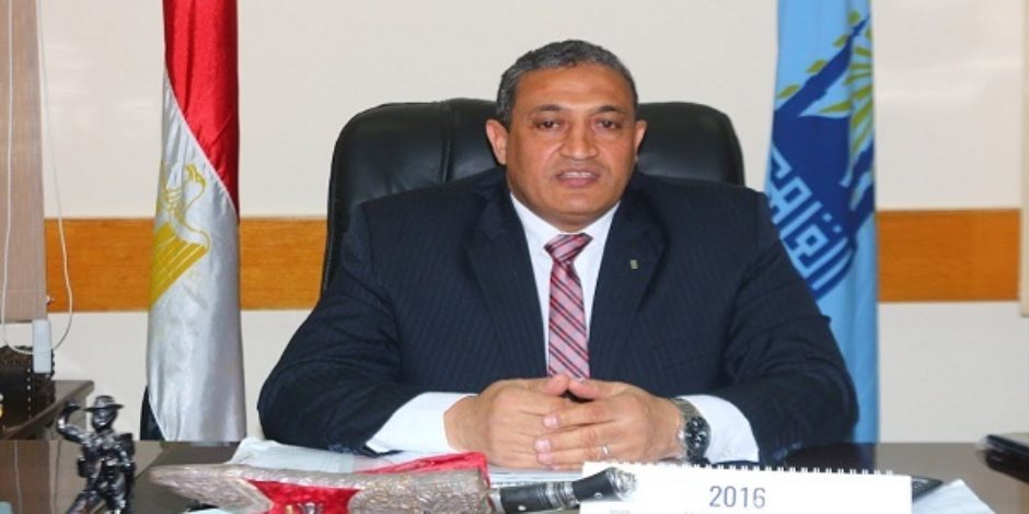 نائب محافظ القاهرة يتابع ترميم كوبري 15 مايو