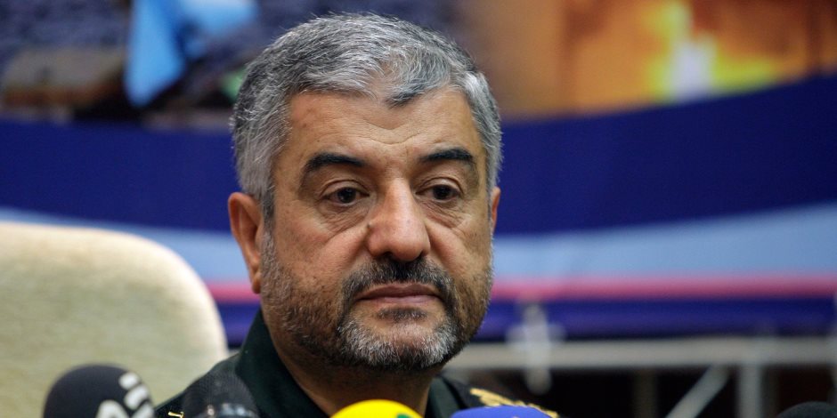 فيضانات إيران تؤجج الخلافات بين روحاني والحرس الثوري