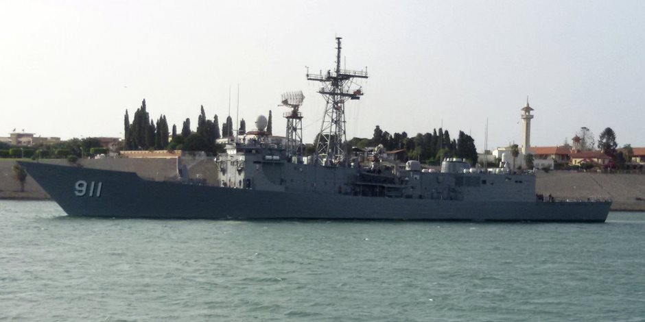 البحرية المصرية تنفذ تدريبا بحريا عابرا بنطاق البحر المتوسط مع قوات باكستانية 