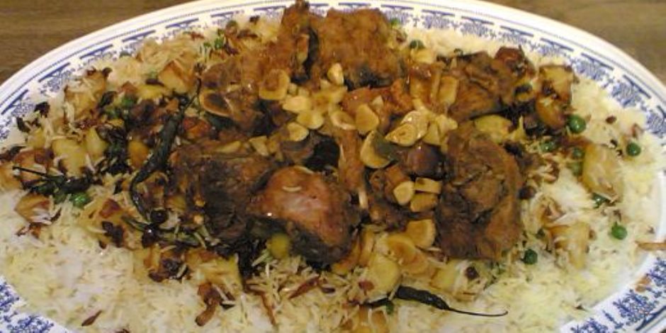 طريقة عمل الكبسة بالأرز البسمتي وقطع اللحم على الطريقة المصرية