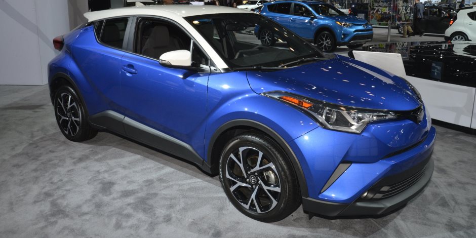 موديل C-HR يتألق فى جناح تويوتا فى معرض نيويورك موديل C-HR يتألق فى جناح تويوتا فى معرض نيويورك