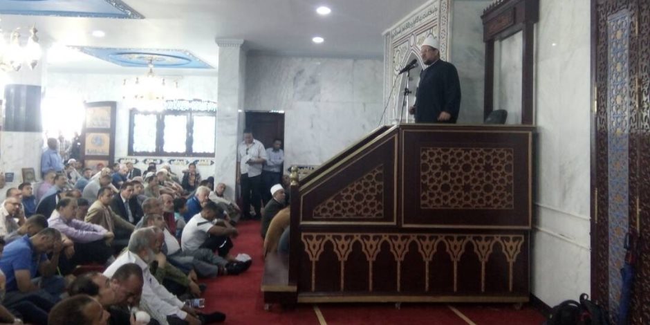 وزير الأوقاف خطيبا في صلاة الجمعة بنادى الزمالك وزير الأوقاف خطيبا في صلاة الجمعة بنادى الزمالك
