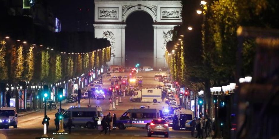 حادث باريس ليس الأخير.. لهذه الأسباب يستهدف «داعش» فرنسا