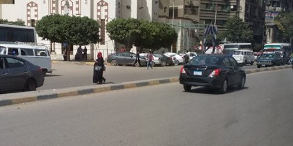 سيولة مرورية في شوارع القاهرة تزامنا مع زيارة بابا الفاتيكان