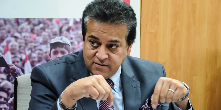 وزير التعليم العالى لـ«صوت الأمة»: التعليم فى مصر مريض بالفصام.. وأغلب طلاب البعثات لا يعودون 